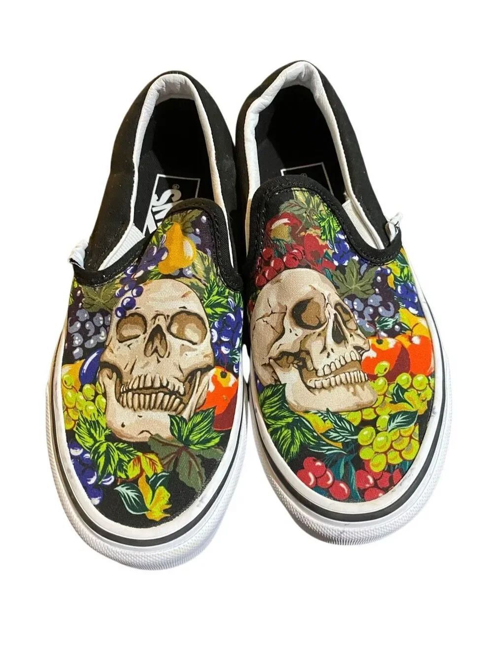 NWOT vans Unisex classic slip on fruit skull sneakers, W/5 M/3.5.